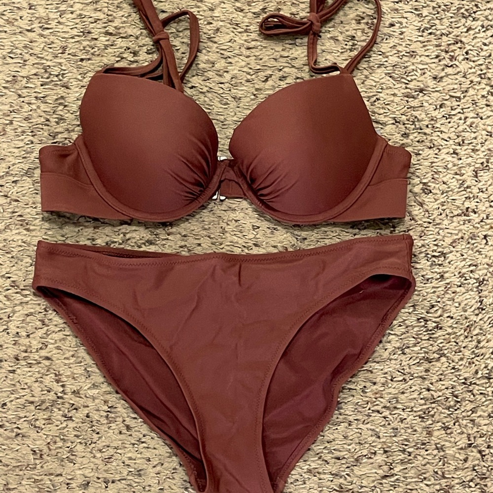 Push-up Bikini by AE 👙☀️